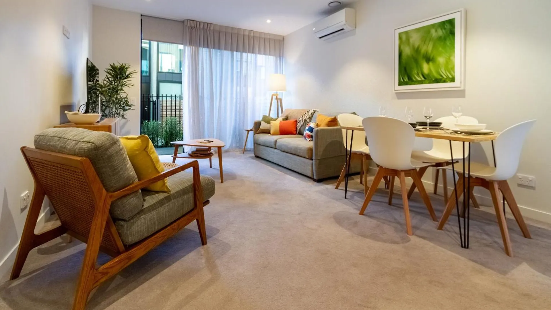 Latimer Square 1 Bed 1 Bath - Single Level Christchurch