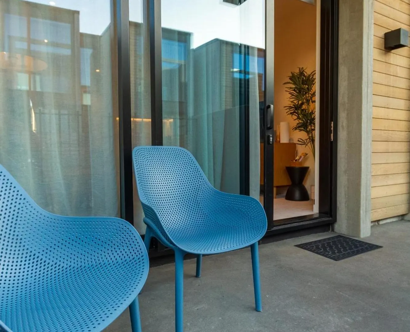 Apartment Latimer Square 1 Bed 1 Bath - Single Level Christchurch New Zealand